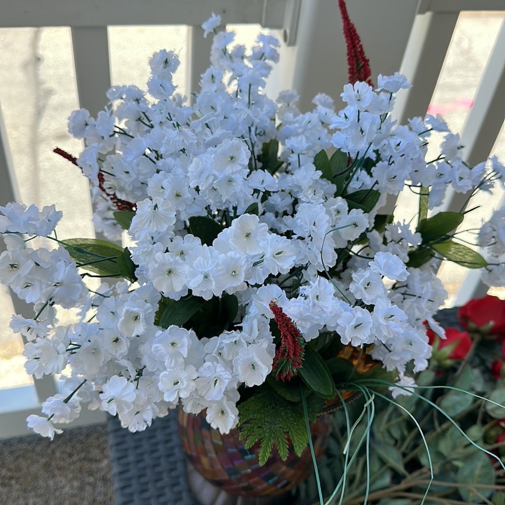 Spring flowers - Picture 2 of 3